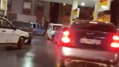 Kocaeli’de akaryakıt kuyruğu!