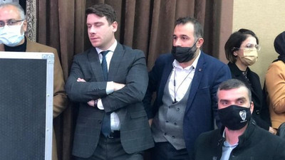 AKP’li Başkan ayakta kaldı