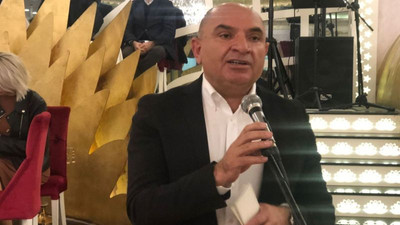 Tarhan’dan boş salon cevabı “Sanki biz iktidarız onlar muhalefet”