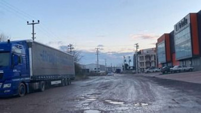 Vatandaş bu yoldan utanıyor!