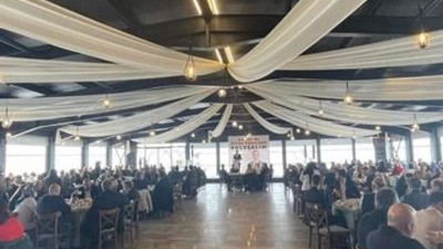 Meslektaşlarını topladı adaylığını duyurdu