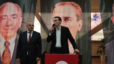 MHP’li başkan da o modaya uydu Kürsüden dua okudu