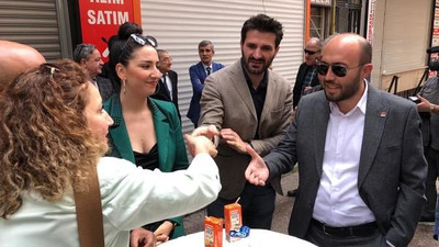 Masanın etrafından dolaştı… BAŞKAN HÜRRİYET ONLARLA BAYRAMLAŞMADI!