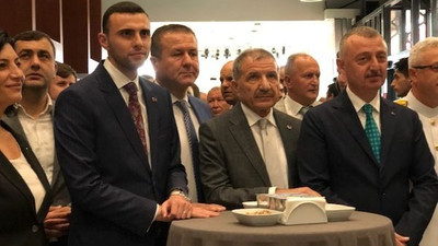 Kent protokolü bayramlaştı, ŞEHİTLER UNUTULMADI
