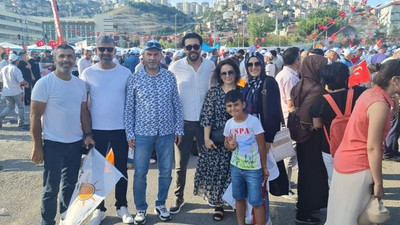 AKP’li gençler Erdoğan’a bol bol slogan attı