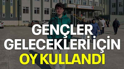 Gençler gelecekleri için oy kullandı