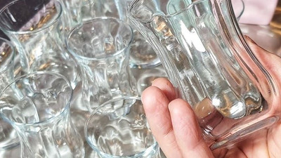 Bulaşık makinesinde matlaşan bardaklar nasıl parlatılır? İşte etkili temizleme önerisi