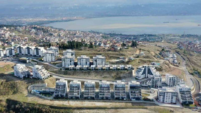 İzmit Belediyesi’nden milyonlarca liralık satış!
