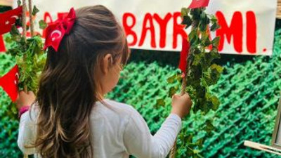 Eliz Kreş öğrencileri 30 Ağustos’u coşkuyla kutladı
