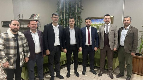 AKP Kocaeli Gençlik Kolları’ndan Çayırova’ya ziyaret