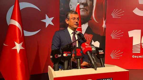 Özgür Özel konuştu, salon coştu