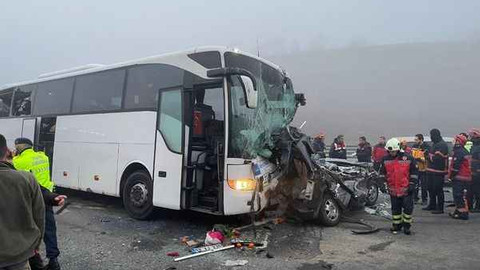 Sakarya geçişinde katliam gibi kaza, çok sayıda ölü, bir kısmı ağır onlarca yaralı