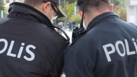 Yer: Isparta, Kendisini polis olarak tanıtıp 458 bin TL dolandırdı