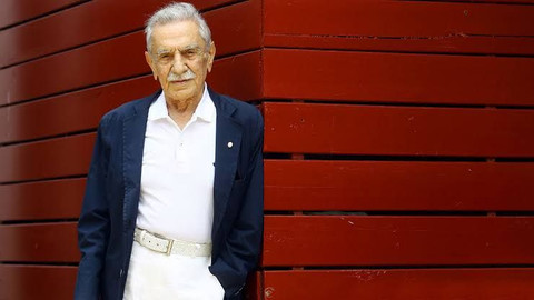 Aydemir Akbaş yaşamını yitirdi