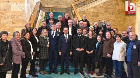 CHP Başiskele’den emekli öğretmenlerle Ankara çıkarması