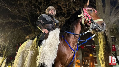 Kocaeli'de vatandaş yeni yıl kutlamalarına atıyla geldi