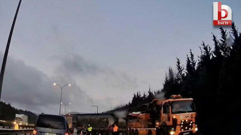 Kocaeli'de trafiği kilitleyen kaza!