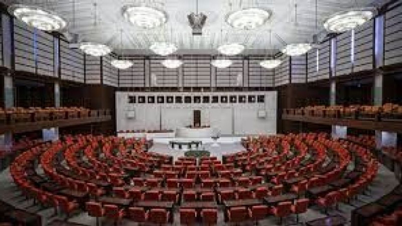 AKP oylamayı kabul etmedi! CHP'li vekiller 'acil' TBMM'ye çağrıldı
