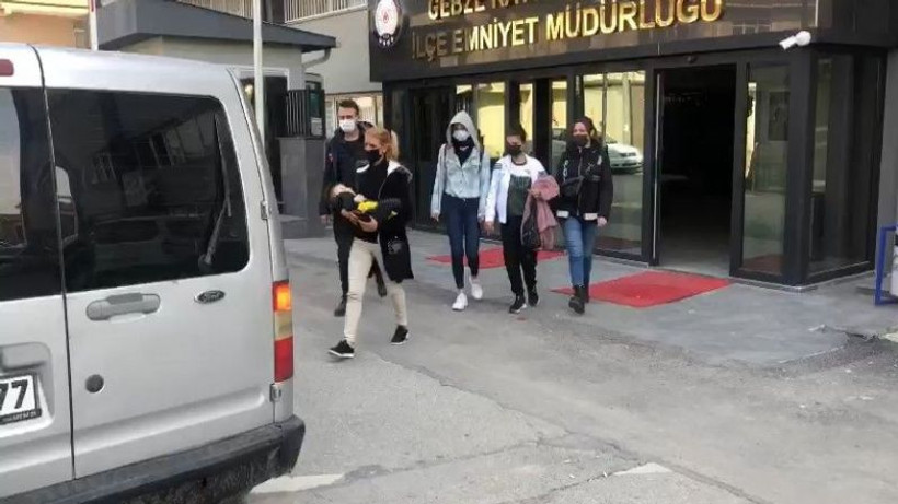 Suç makinesi hırsızlar evlere dadanmış