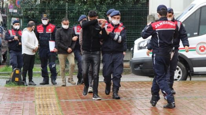 Suçüstü yakalanan kablo hırsızları serbest