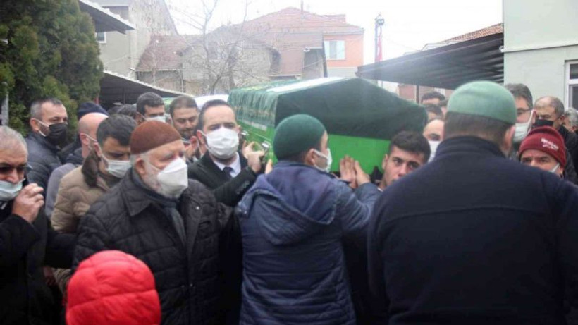 Ölüm rampasında hayatını kaybeden çift, toprağa verildi