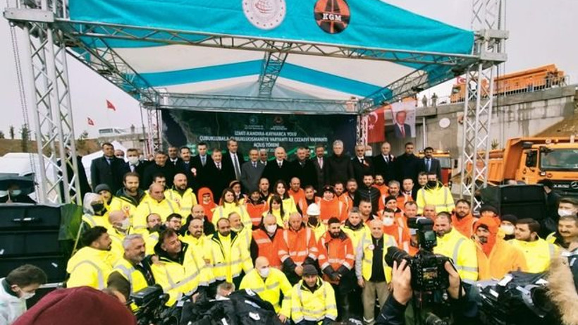 Kandıra yolu açılışında muhalefete çattı!