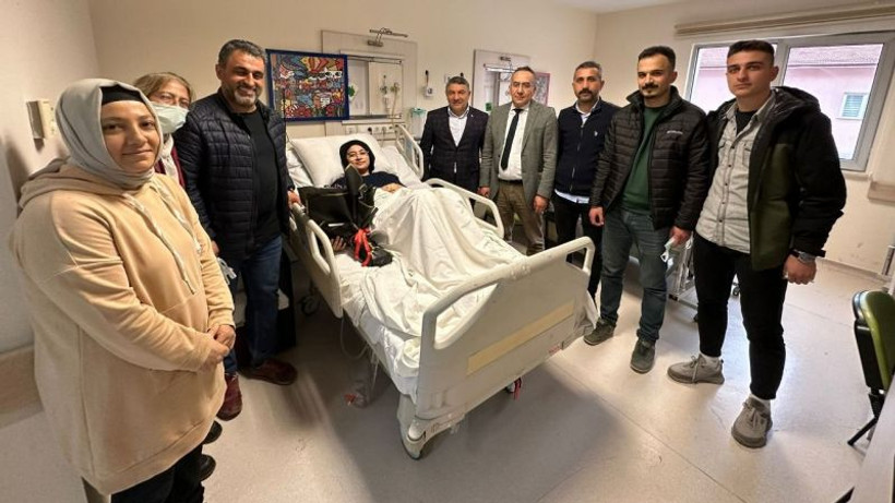 Aleyna Ölmez, kendisini hayata yeniden bağlayan Kocaelili ekiple bir araya geldi