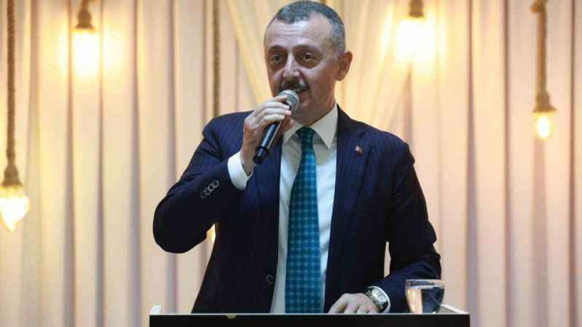 Büyükakın: "Dergi kapaklarıyla Türkiye’ye diz çöktüreceklerini zannediyorlar"
