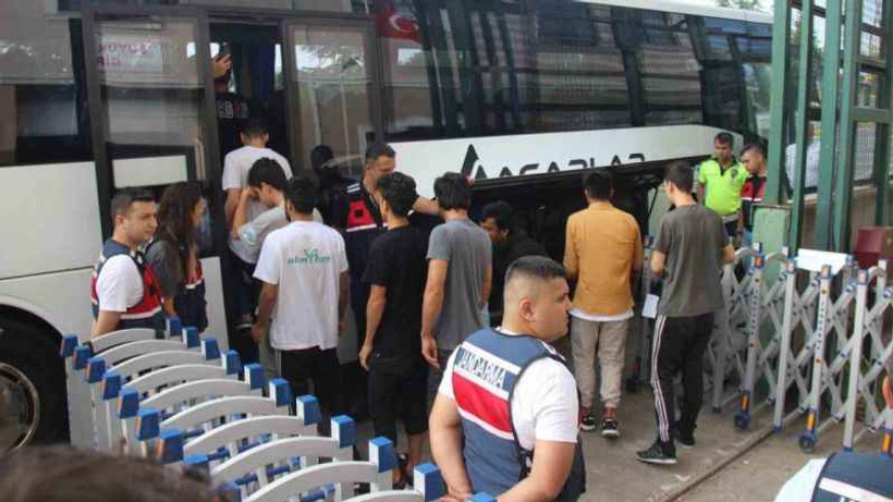 Kocaeli’de 6 düzensiz göçmen yakalandı