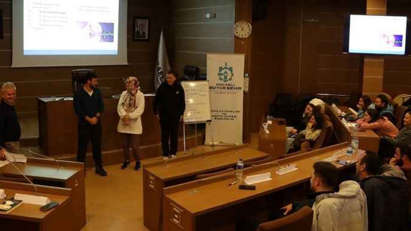 Bu seminerde iş yaşamında iletişim becerileri anlatıldı!