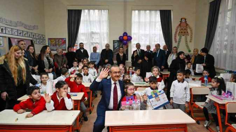 Kocaeli'de yüzbinlerce öğrenci karnelerine kavuştu!