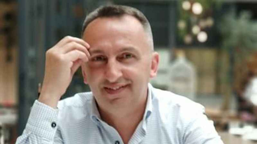 Volkan Karayel annesinden sonra şimdi de babası adına kütüphane yaptırdı
