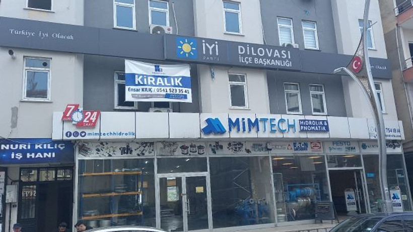 İYİ Parti'nin o ilçede bir tek tabelası kaldı!
