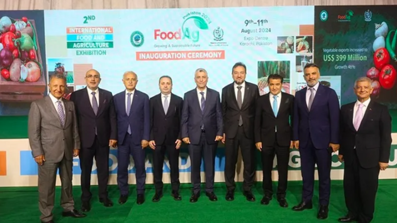 Bakan Bolat, Pakistan Başbakanı Şerif ile görüştü