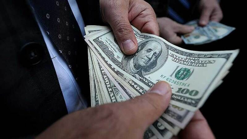 ABD'li dev banka tahminini değiştirdi: Dolar uçacak!