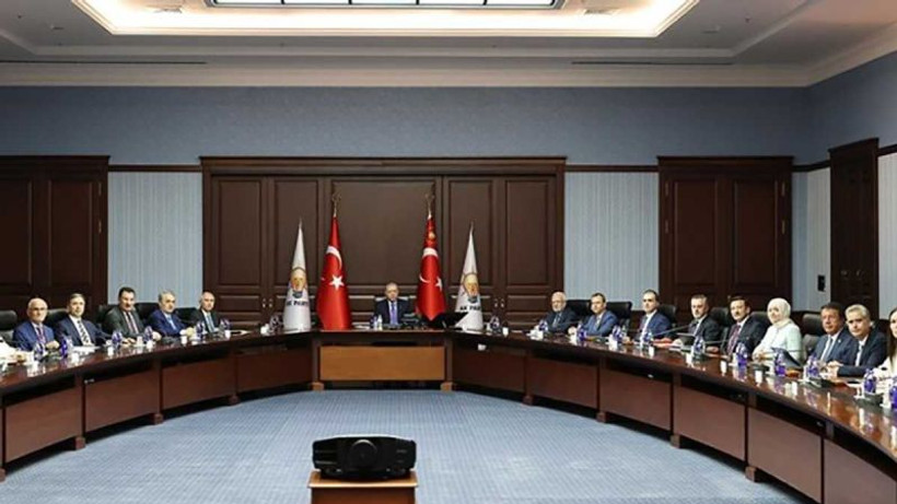 AKP MYK'dan kritik toplantı!