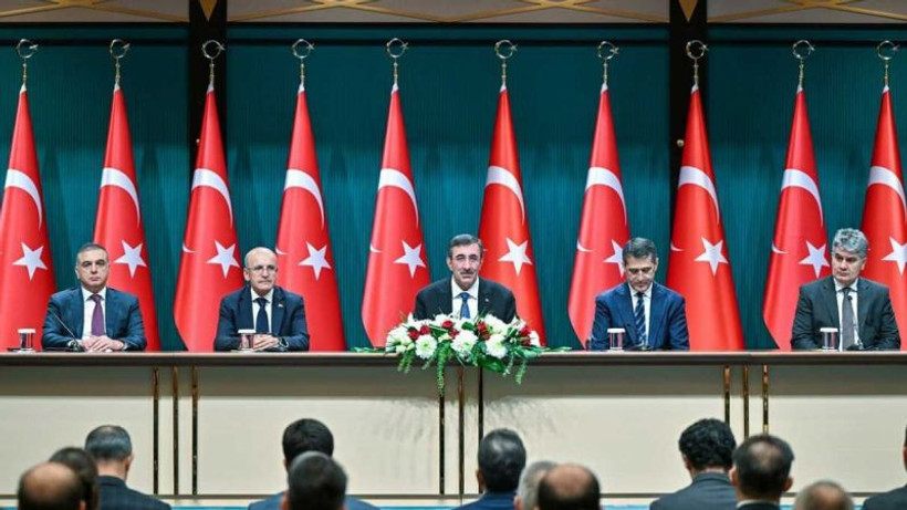 Cumhurbaşkanı Yardımcısı Cevdet Yılmaz 2025 bütçesinden detaylar verdi