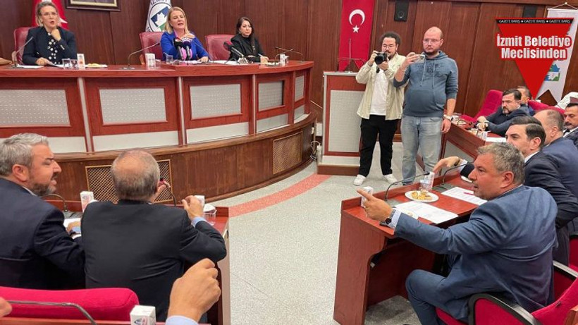 İzmit Meclisi gerildi: Bunu niye muhatap alıyorsunuz?