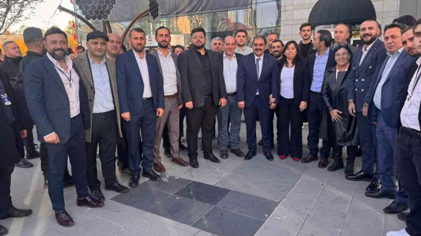 Ağıralioğlu’nun programında gözler o ismi aradı!