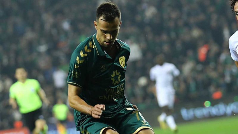 Kocaelispor zirveyi bırakmıyor: 2-1