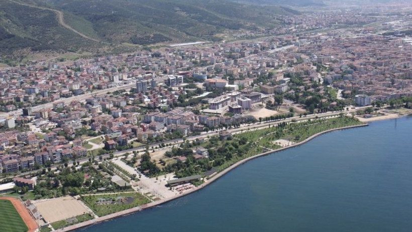 Körfez’deki mahallenin konut fiyatları görenleri şaşırttı!