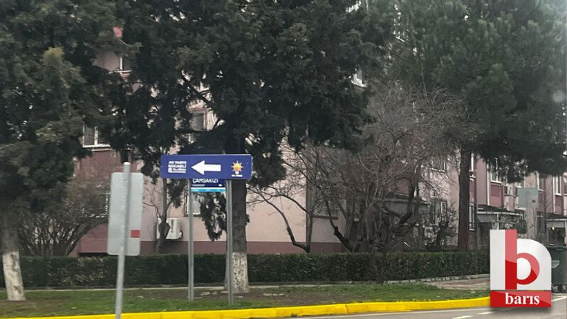 AKP, Yahya Kaptan’ı yön tabelasıyla donattı