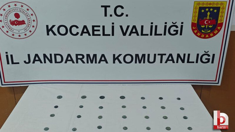 Kocaeli'de üst aramasında 36 sikke ele geçirildi
