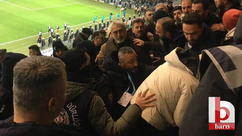 Kocaelispor-Amedspor maçında protokol tribünü karıştı! Araya Başkan Büyükakın girdi…