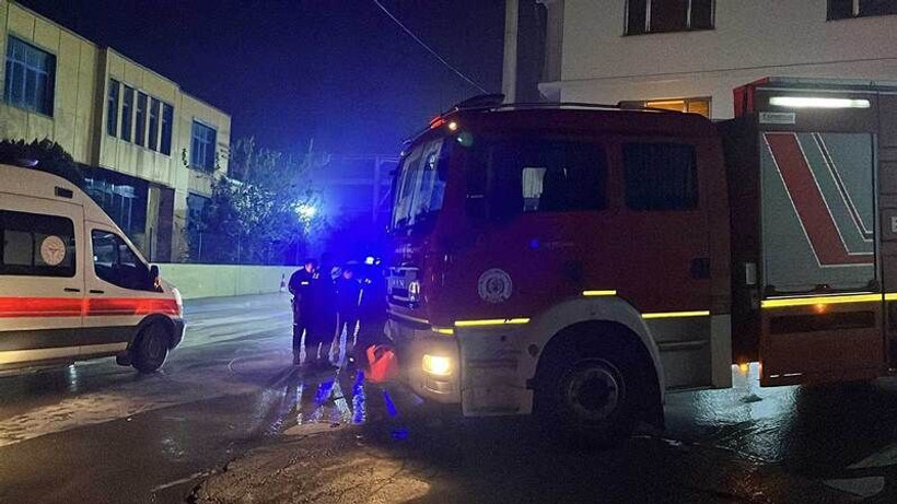 Kocaeli’de korkutan fabrika yangını!
