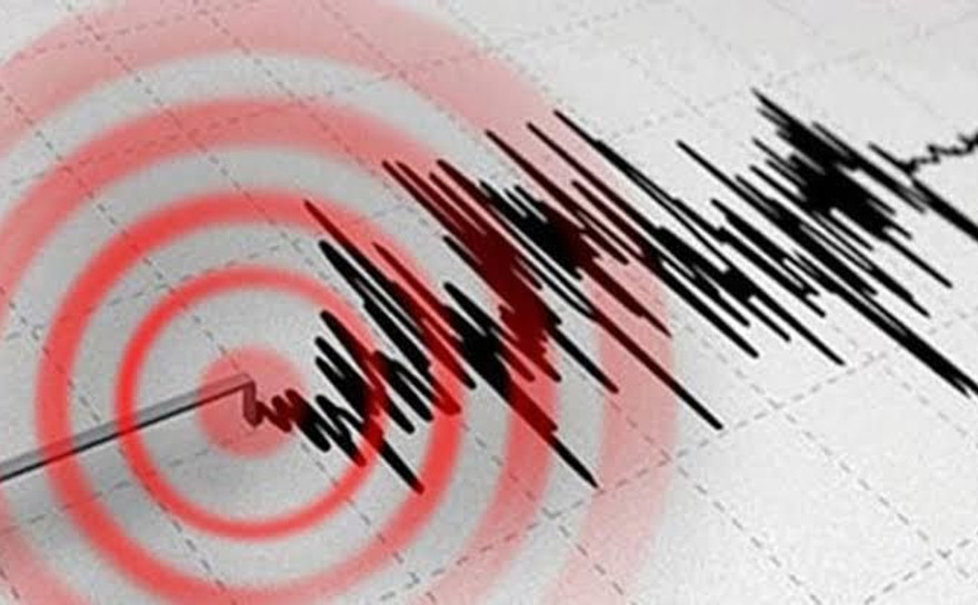 İstanbul'da gece yarısı deprem
