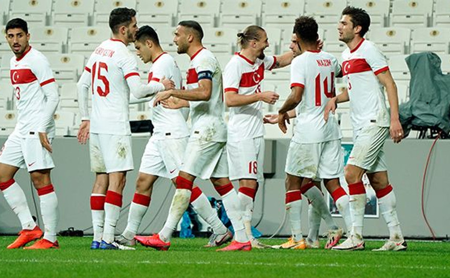Milli takım formalarından en çok tercih edilen isim bakın kim oldu!
