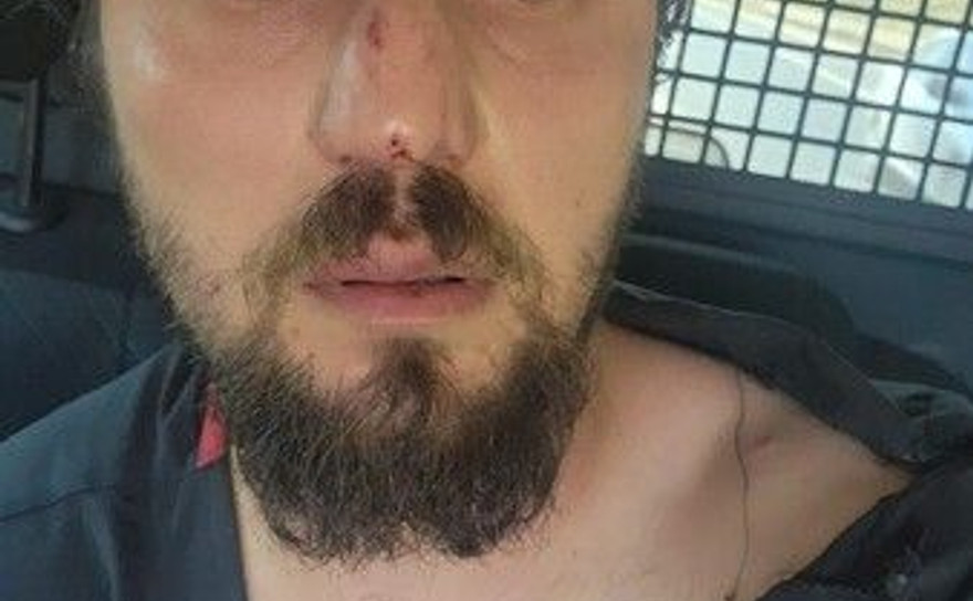 Veteriner hekimi darp eden müşteri ile 2 yeğeni tutuklandı