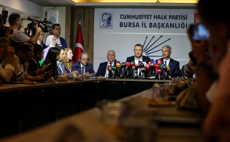 Özgür Özel: Biz paradan 6 sıfır atmayacağız, bir sıfır atacağız
