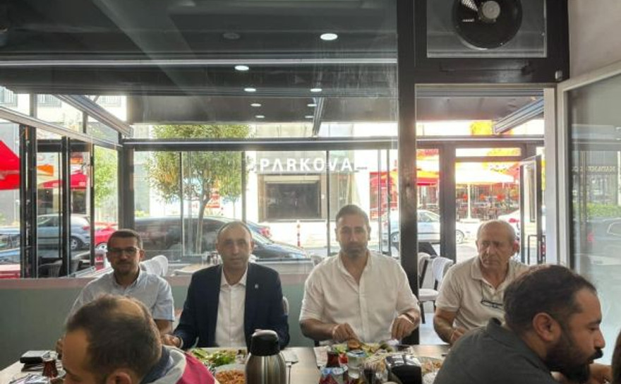 CHP’li Eniş partililerle buluşuyor